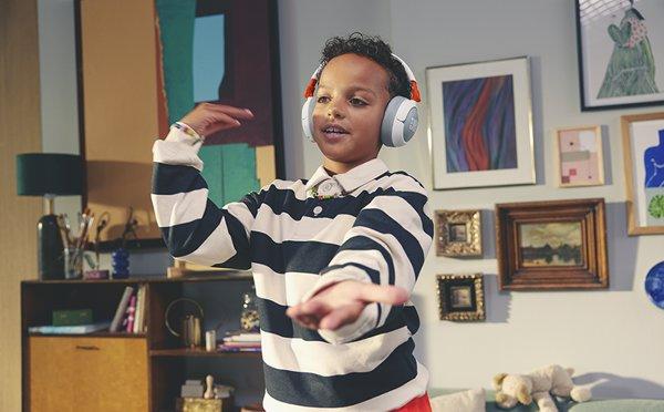 JBL Junior 470NC Pink