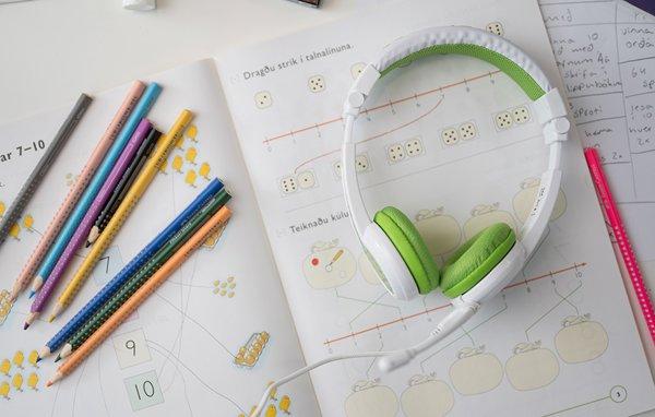 BuddyPhones School plus (zelena)