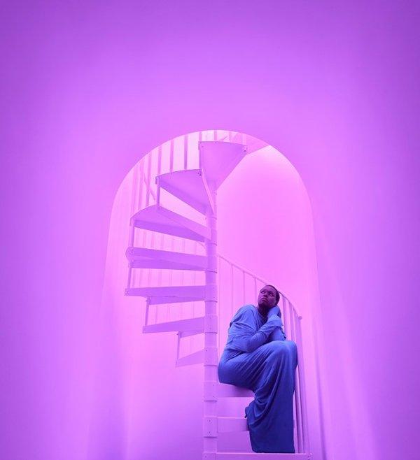 Apple iPhone 17 Pro 1TB Deep Blue smartphone