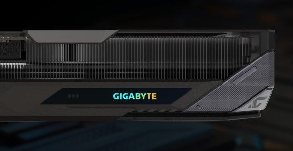 GIGABYTE GeForce RTX 5070 GAMING OC 12G grafička kartica