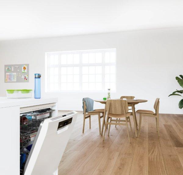 Bosch SBD8TCX04E mašina za suđe